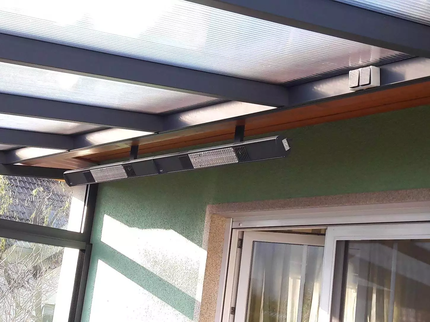 Heizstrahler Terrasse: M2 Modul 2 x 2000 Watt Modulares System